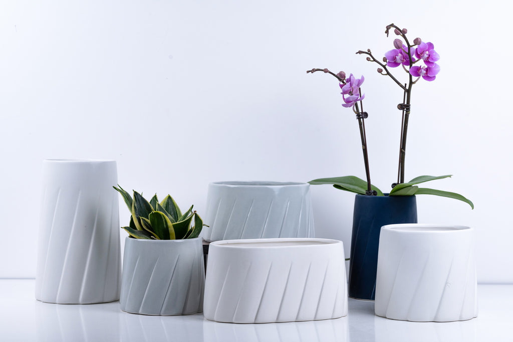 Ceramic Flower Pot – Elegant Home & Garden Planter