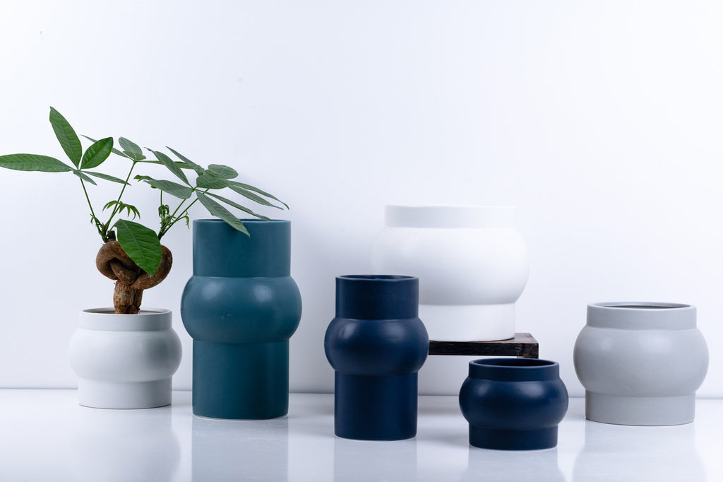 Ceramic Flower Pot – Elegant Home & Garden Planter